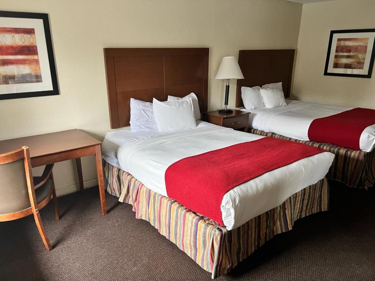 เอเวอร์กรีน สโมคกี เมาน์เทน ลอดจ์ แอนด์ คอนเวนชั่น เซนเตอร์ Hotel พิเจนฟอร์จ ภายนอก รูปภาพ