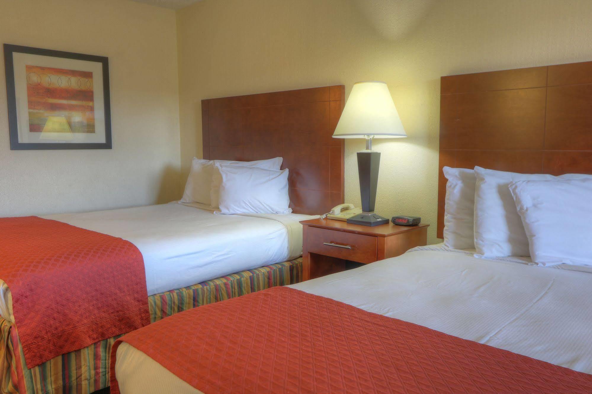 เอเวอร์กรีน สโมคกี เมาน์เทน ลอดจ์ แอนด์ คอนเวนชั่น เซนเตอร์ Hotel พิเจนฟอร์จ ภายนอก รูปภาพ